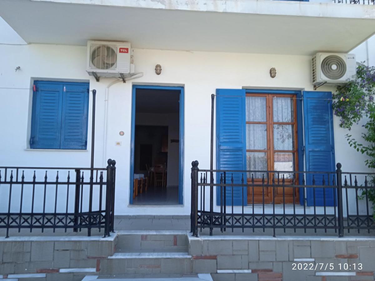 Syraina Apartments Skiathos Exterior photo