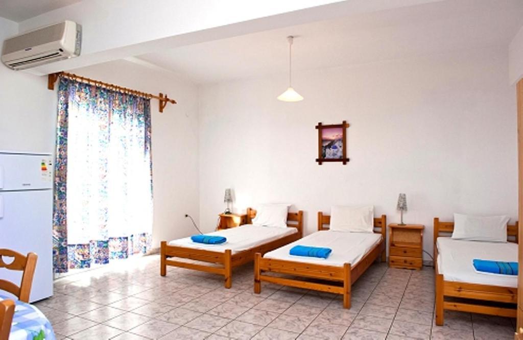 Syraina Apartments Skiathos Room photo