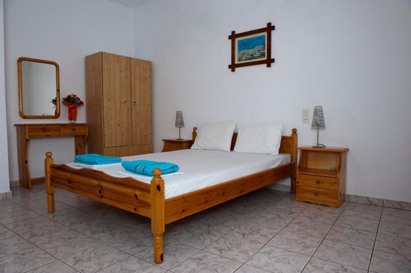Syraina Apartments Skiathos Exterior photo