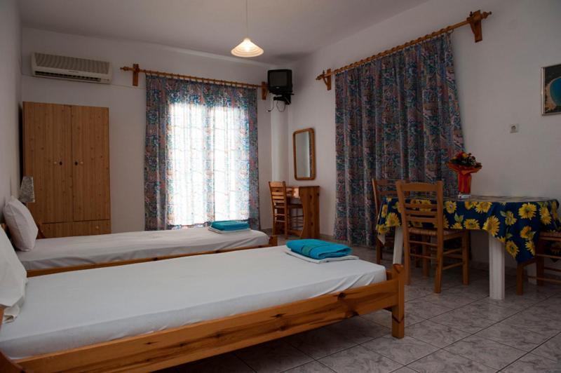 Syraina Apartments Skiathos Exterior photo