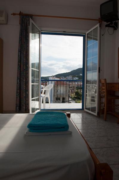 Syraina Apartments Skiathos Exterior photo