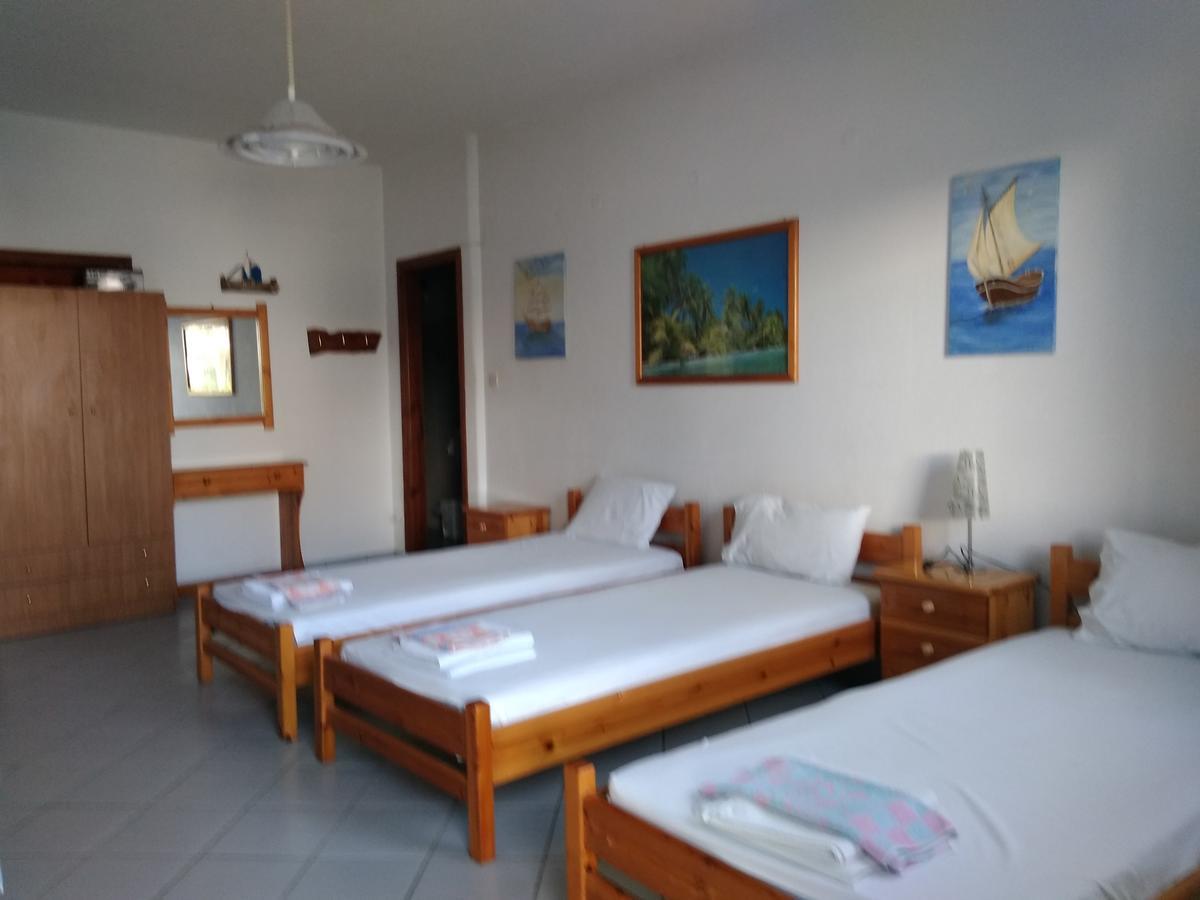 Syraina Apartments Skiathos Exterior photo